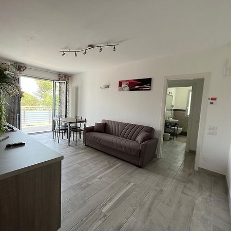 Appartamenti Residence Giardini 리치오네 외부 사진
