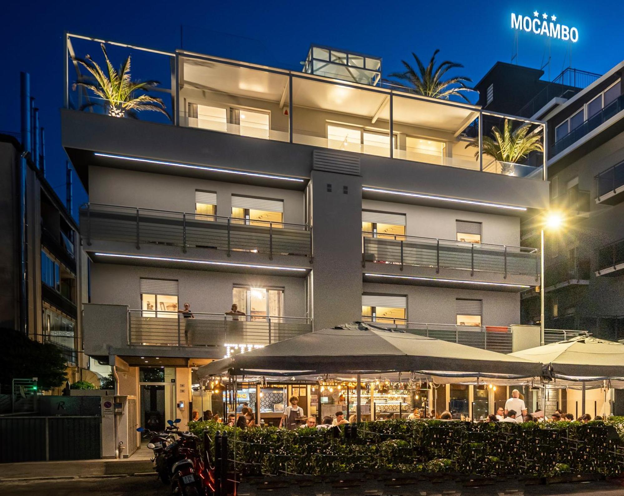 Appartamenti Residence Giardini 리치오네 외부 사진
