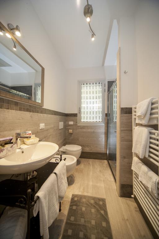 Appartamenti Residence Giardini 리치오네 외부 사진